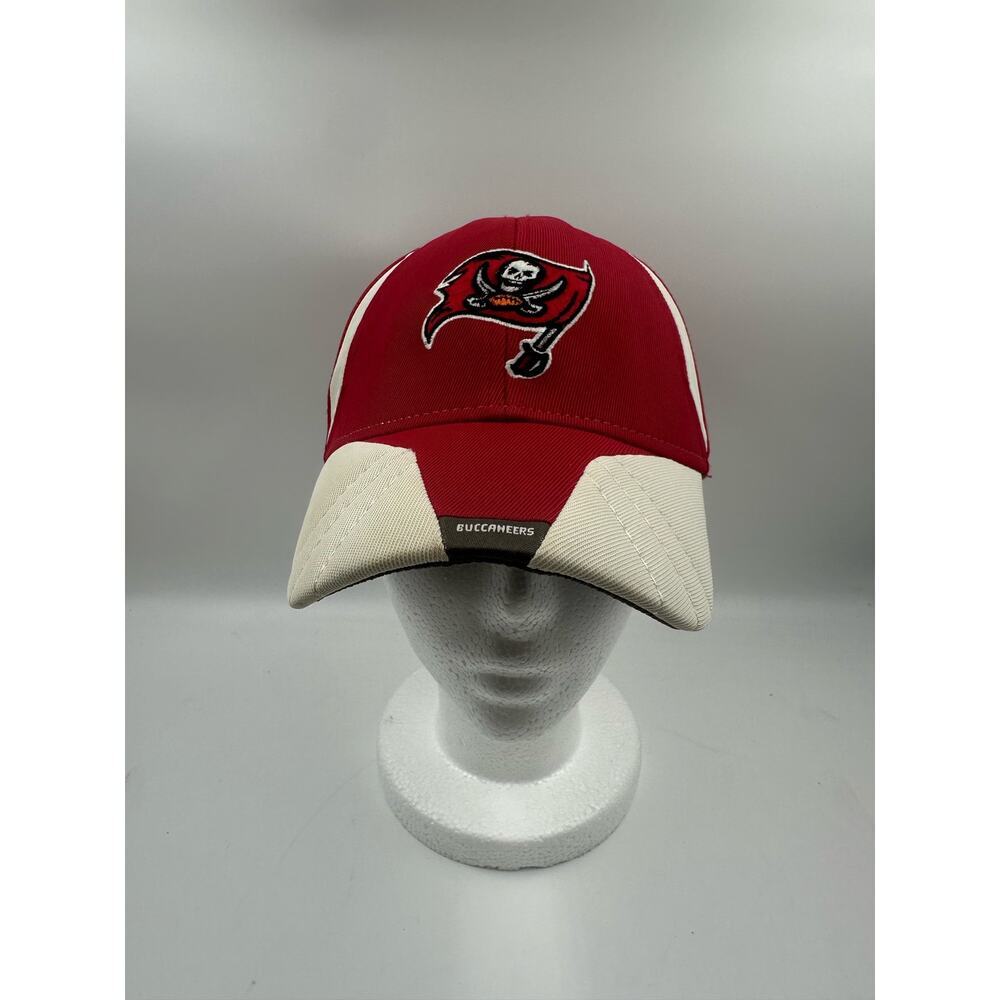 Tampa Bay Buccaneers NFL Reebok Authentic Sideline Stretch Fitted Hat Cap